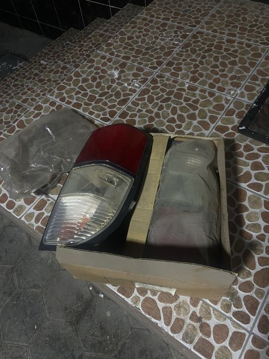 Фары полный конплек на Прада 95