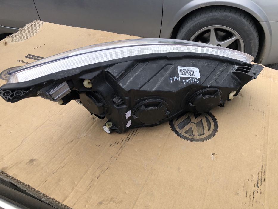 Фар Ford Focus MK4 Led