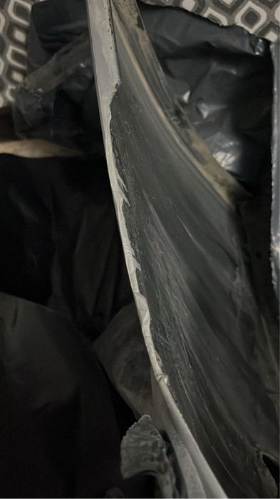 Продам бампер от приоры