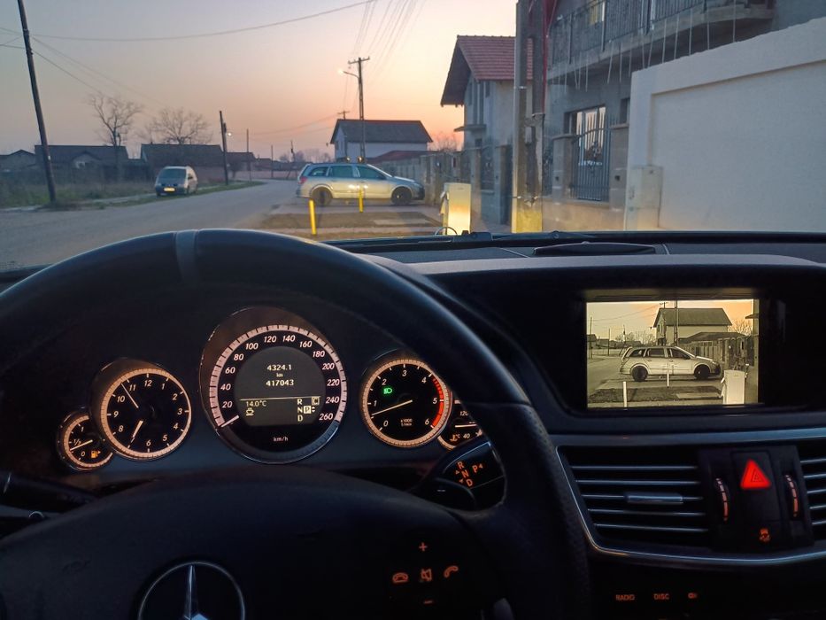 Mercedes-Benz  E 350