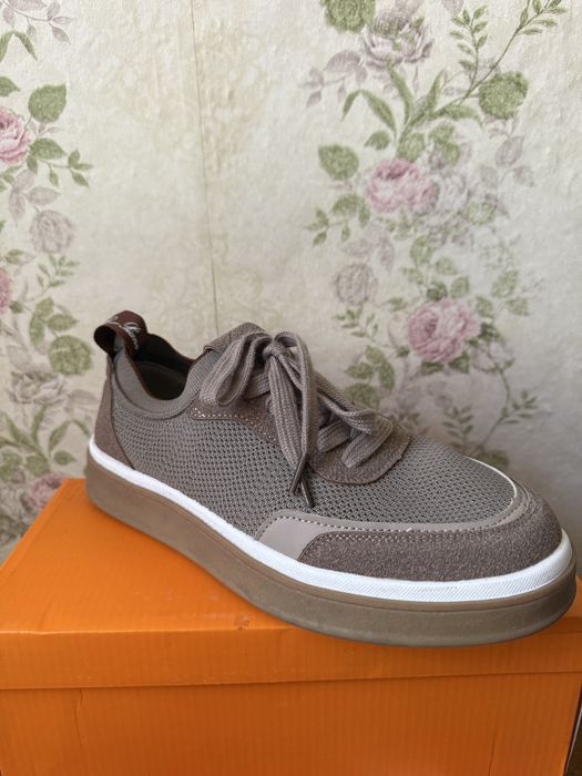 Продам демисезонную обувь