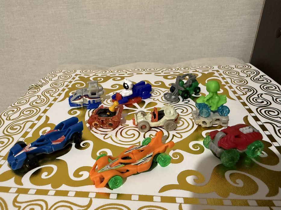 Игрушки из киндера сюрприза