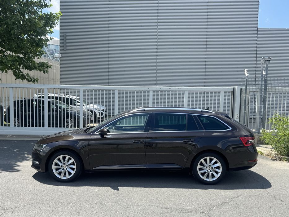 SKODA Superb 2021 — imagine 5