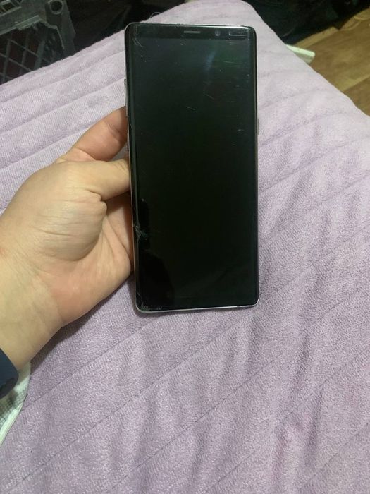 Продается Samsung Note8