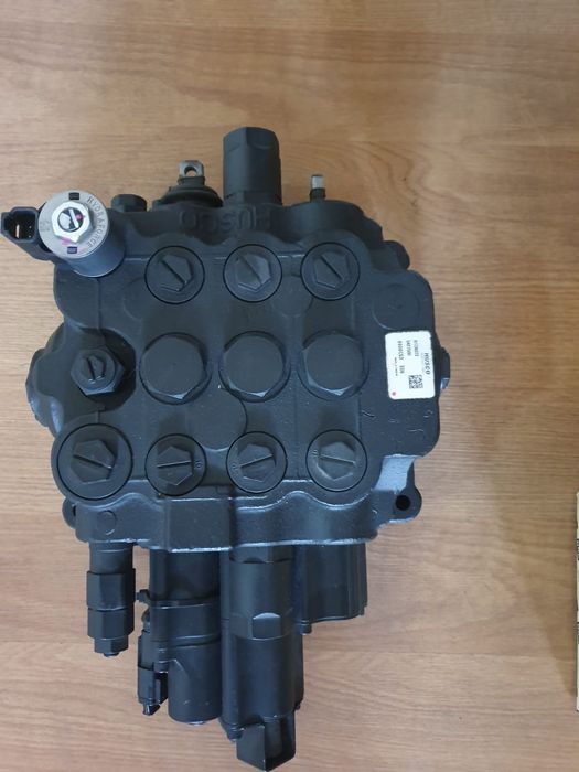 Husco jcb.orice utilaj