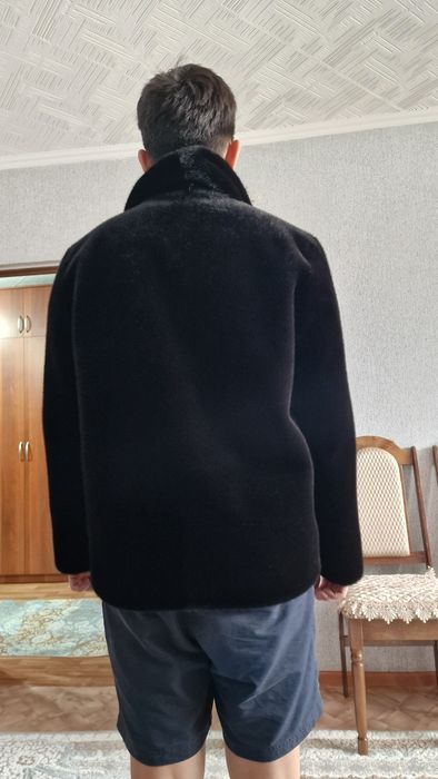 Продам  шубу мутон