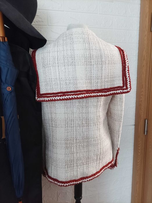 оригинален костюм Chanel