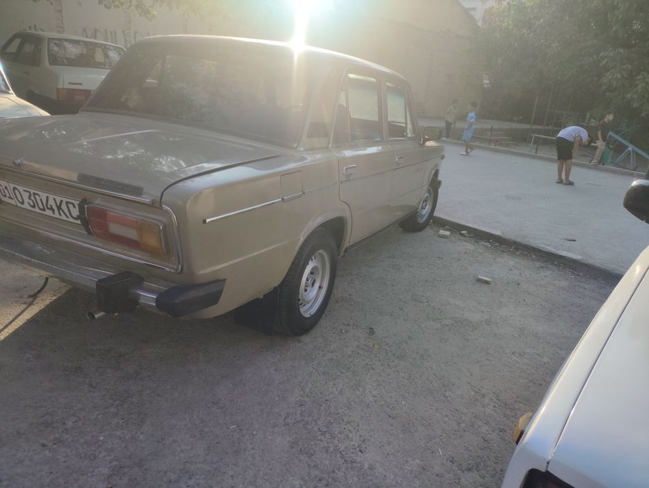 Vaz 2106 metan gaz srochna sotiladi