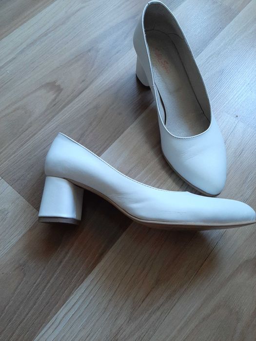 Pantofi mireasa culoare alba