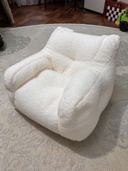 Десткий мягкий пуфик