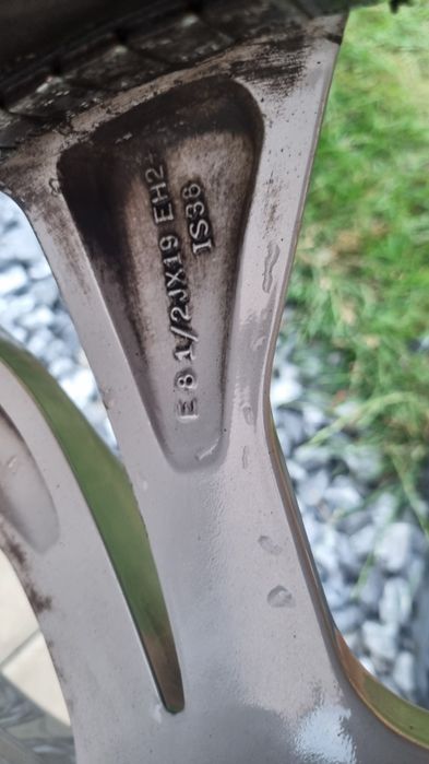 Vând roti BMW x3 f25 r19 jante + cauciucuri