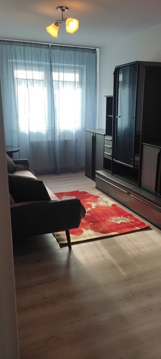 Apartament 2 camere de închiriat în zona V. Goldis