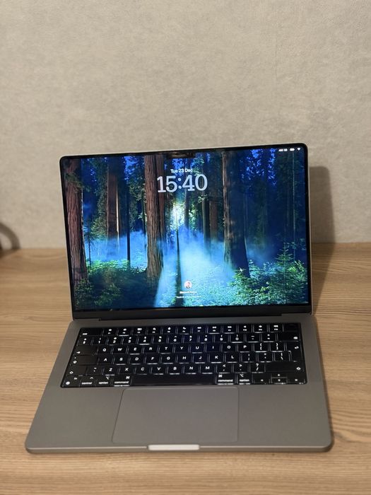Лаптоп Apple MacBook Pro 14” M3 – Топ състояние