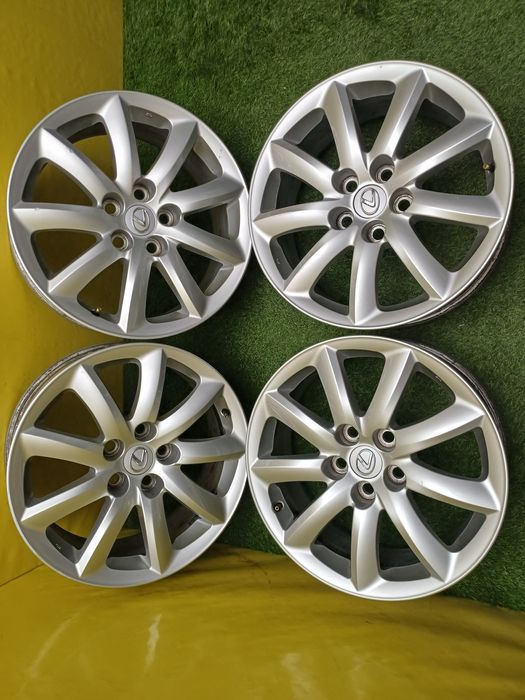 Диски R18 5×120 на Lexus LS460.