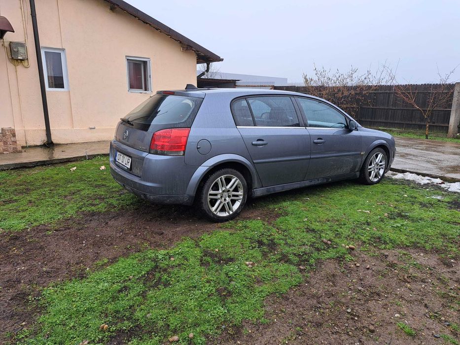 Vând Opel Signum 1.9 CDTI 150 CP