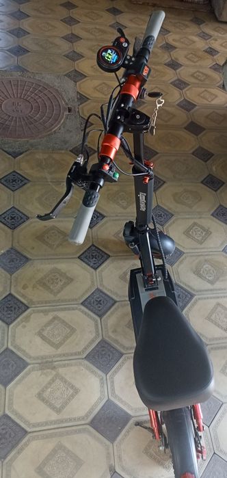 Продаю электросамокат kugoo m4 pro