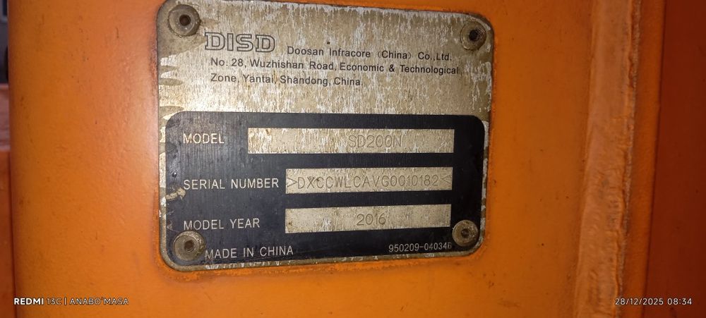 Pogruzchik qattiq ishlamagan