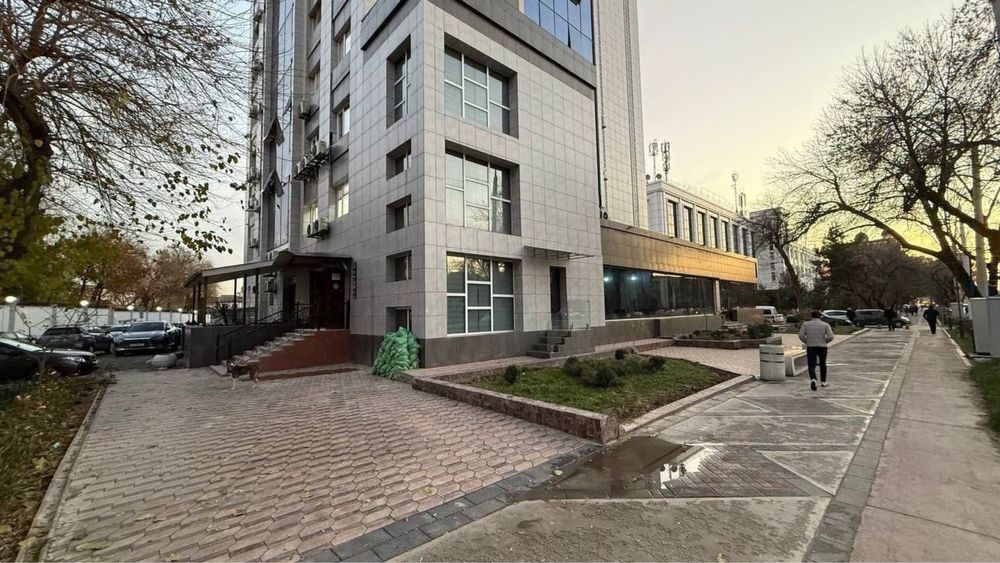 Продается коммерческий помещение ул Нукуской