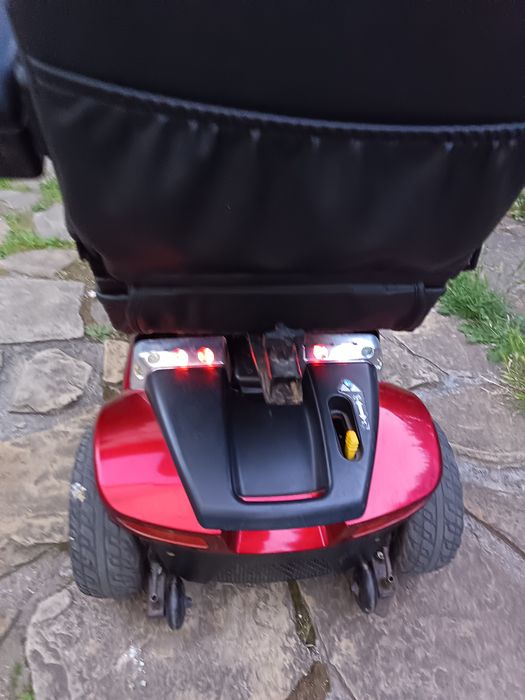 Cărucior electric