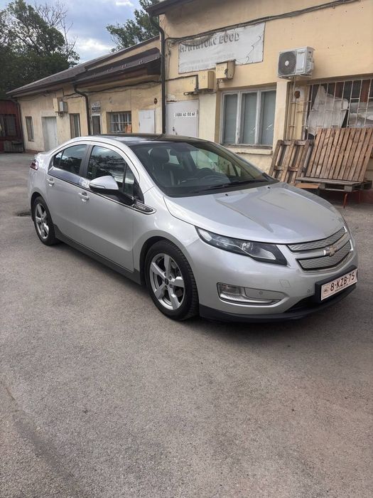 Chevrolet VOLT  плахин хибрид