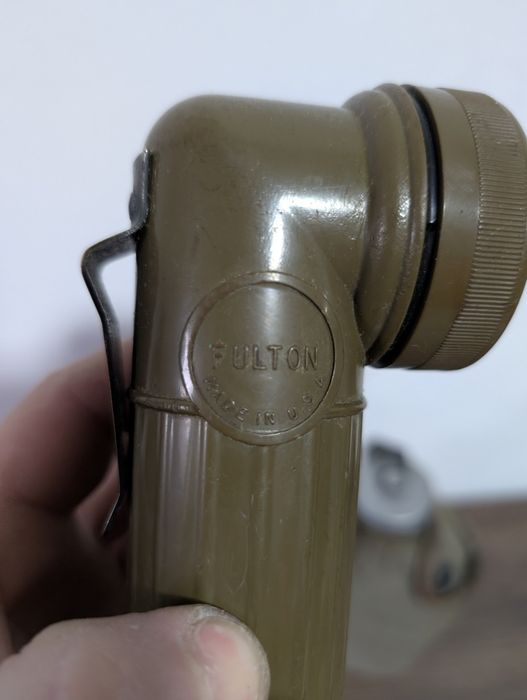 Set Militar Original US – Lanternă Fulton și Bidon Apă