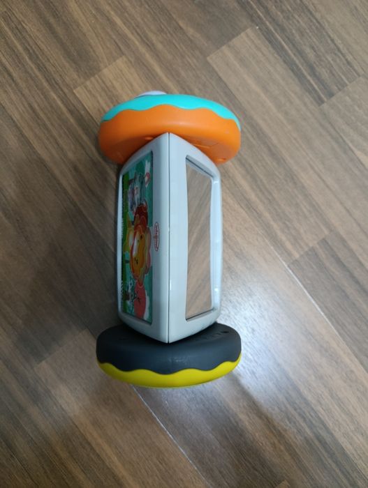 Jucărie senzorială bebelusi Infantino Mirror Me Activity Roller