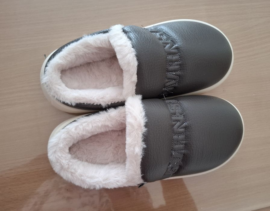 Угги меховые тапочки новые
