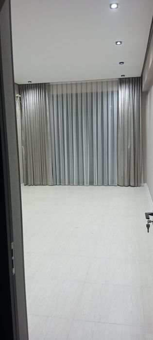 Продам коттеджи в самом центре ориентир за Океаном. Гост.Ро