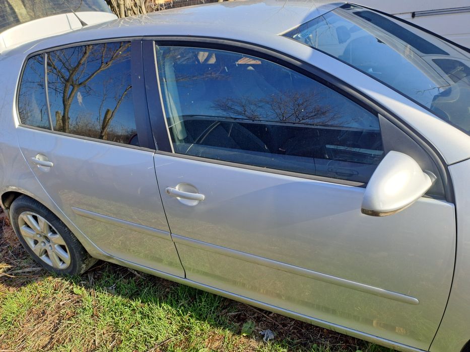 Capota /haion portbagaj/uși vw golf 5