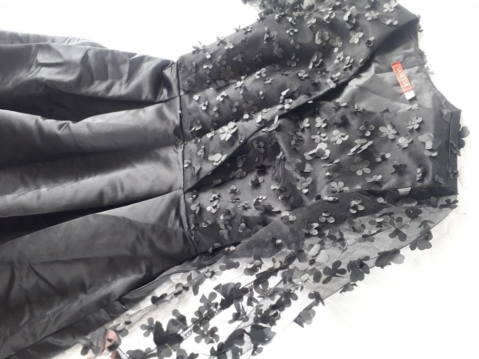 Продам чёрный вечерний платья