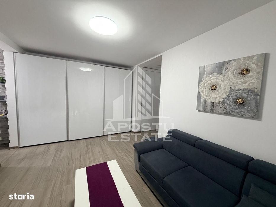 Apartament cu 2 camere, de inchiriat, Giroc, Curte Proprie