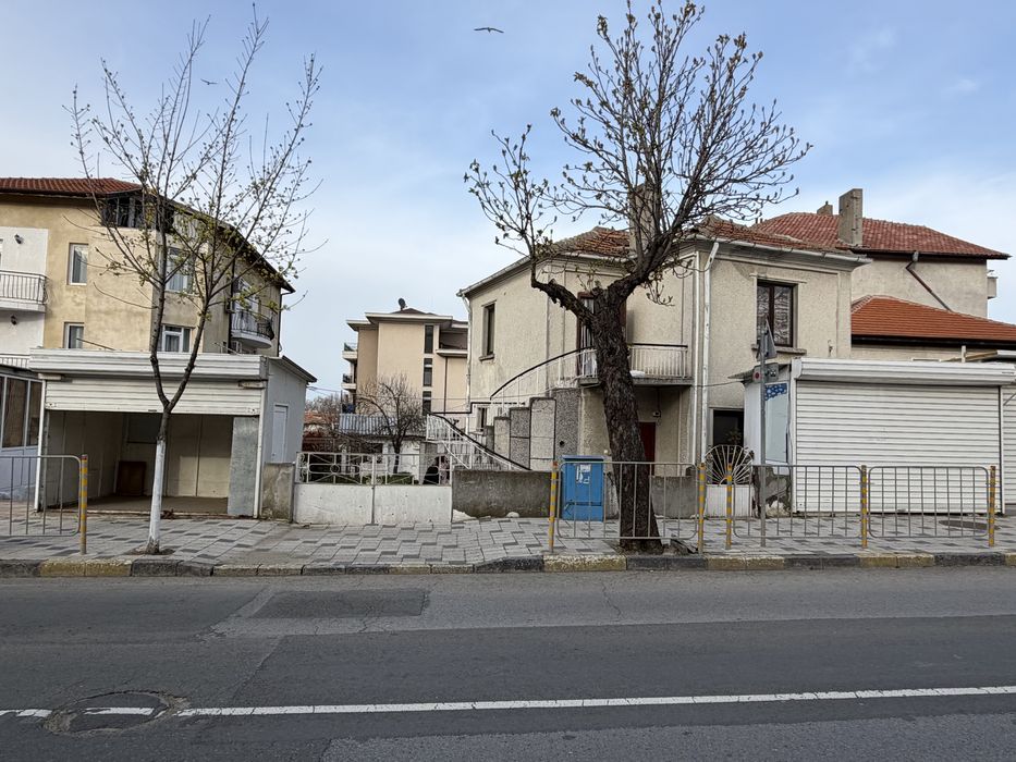 Дава се под наем Магазин в Обзор - 10 кв.м за 2493.39 € - Снимка #3