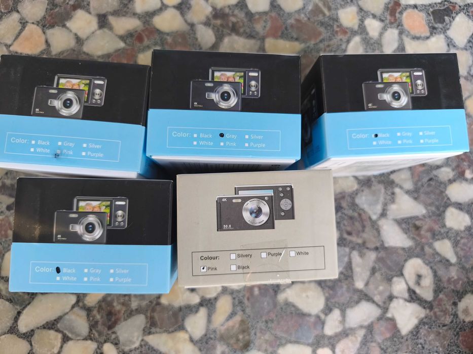 Чисто нов 4K 50MP фотоапарат Автофокус, 32GB карта, 2 батерии, черен..