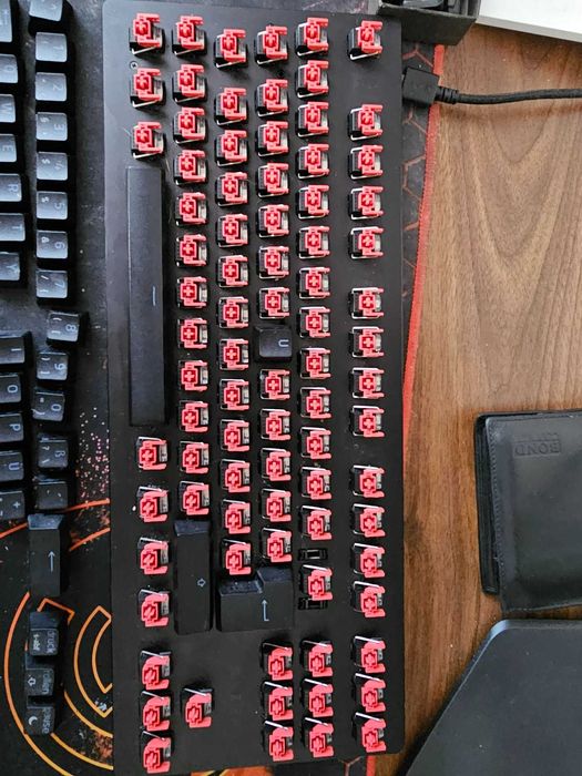 Tastatura Razer huntsman v2 tenkeyless (layout german) NEGOCIABIL