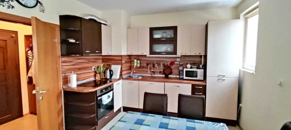 Продавам апартамент с 2 спални в к.к. ”Св. Константин и Елена”, Варна