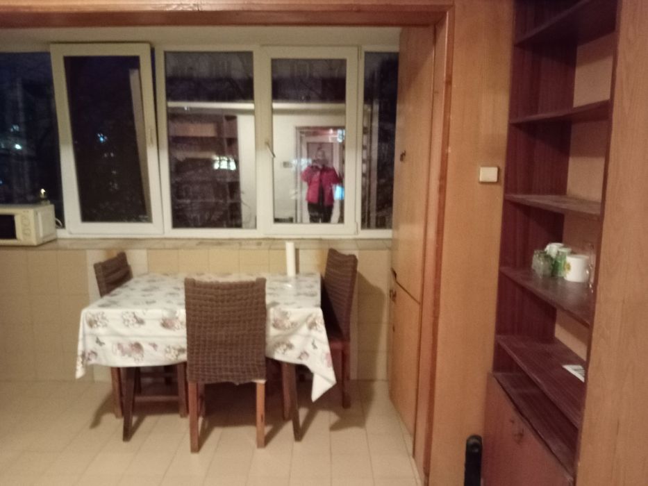 Дава се под наем Двустаен апартамент в Варна, Базар Левски - 50 кв.м за 306 € - Снимка #4