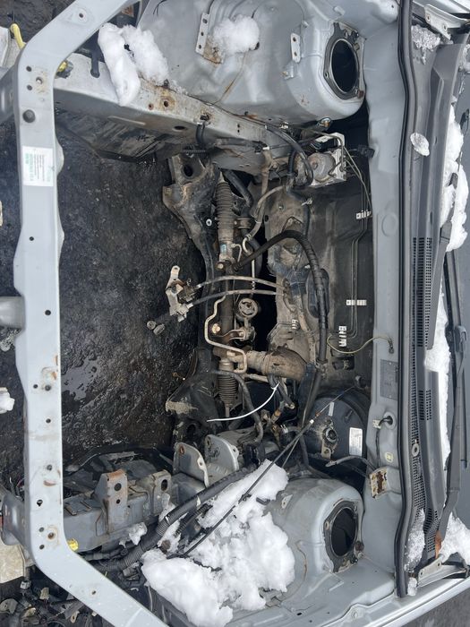 Mitsubishi Outlander на части