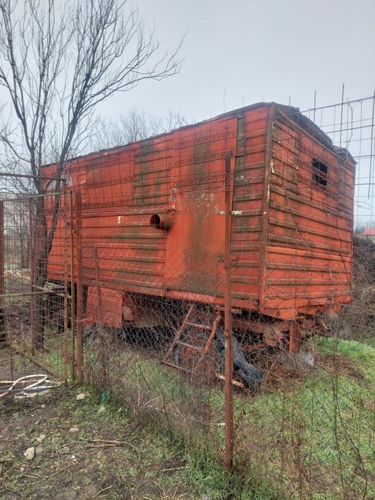 Vagon de dormit,  din metal