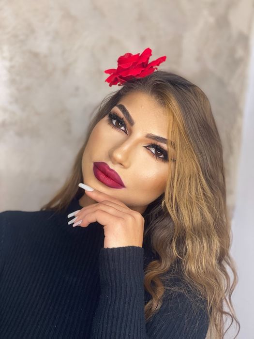 Machiaj profesional, rezistent și elegant – Alexandria 150 lei