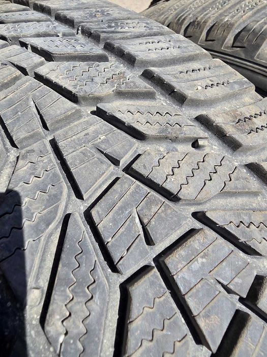 зимни гуми Hankook 225/55 R19 99H