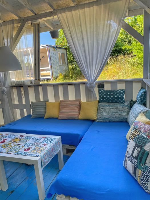 Каравана под наем на “Якото място”