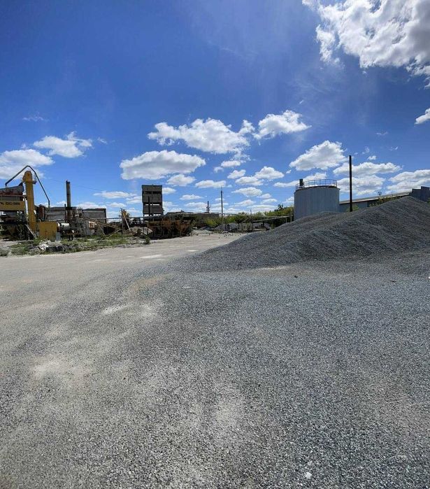 Продается коммерческое помещение с заводом