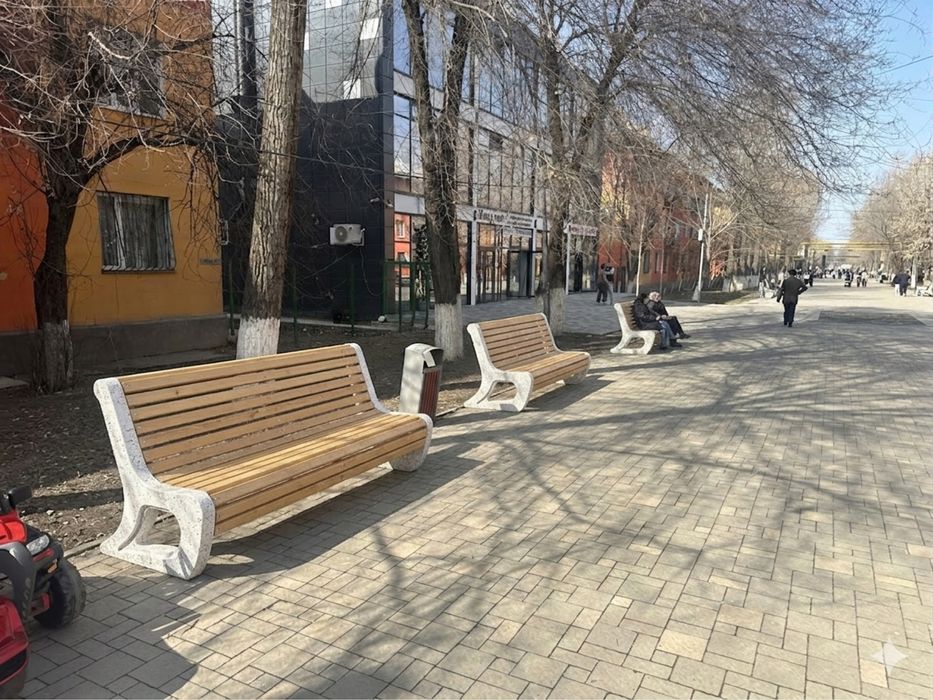 Скамейки урны вазоны мрамор