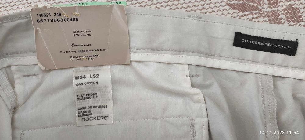 Dockers Premium - брюки чиносы, новые.