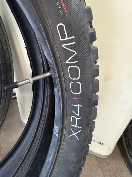 Продавам Гуми Bontrager XR4/COMP 29x2,6