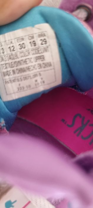 Skechersi nr 30 cu paiete