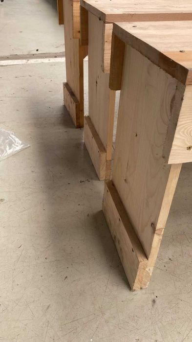 Băncuțe- 6 Bucăți din lemn 1 m/lățime 30 cm