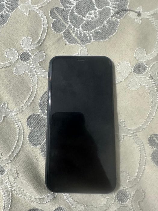 Продам айфон 11 в отл сост