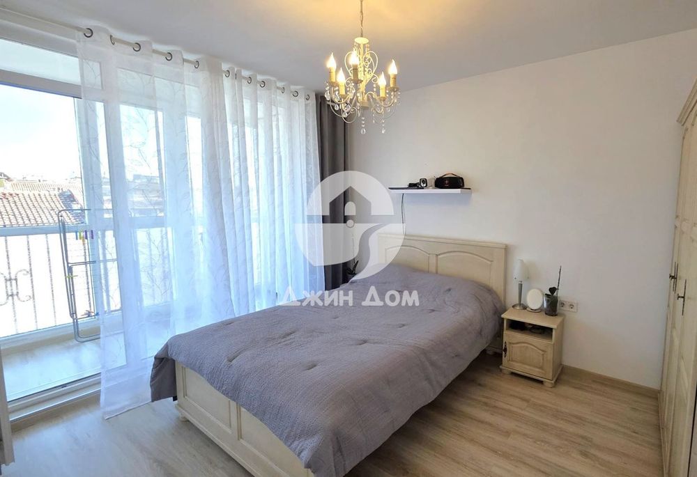 Продава се Двустаен апартамент в Бургас, Възраждане - 73 кв.м за 2261 €/кв.м - Снимка #9