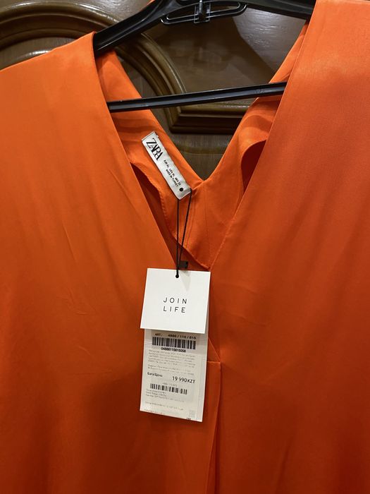 Платье Zara.20000 тенге